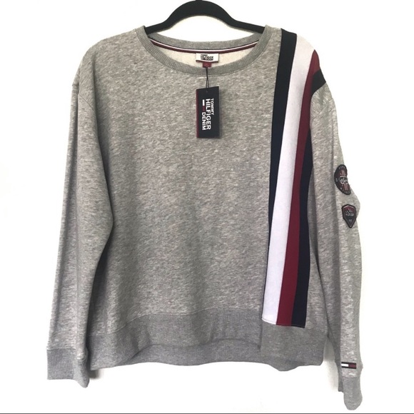 Tommy Hilfiger Patch Logo Sweatshirt - Picture 3 of 9